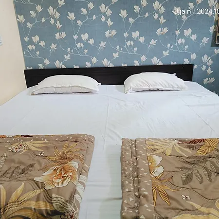 Rs Homestay Ujjain Exterior photo