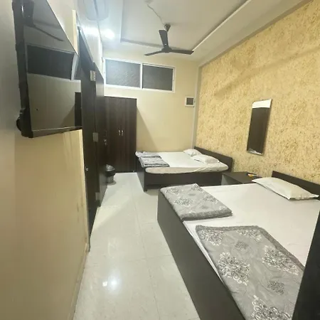 Rs Homestay Ujjain Exterior photo