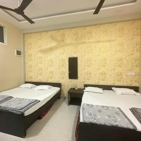 Rs Homestay Ujjain Exterior photo